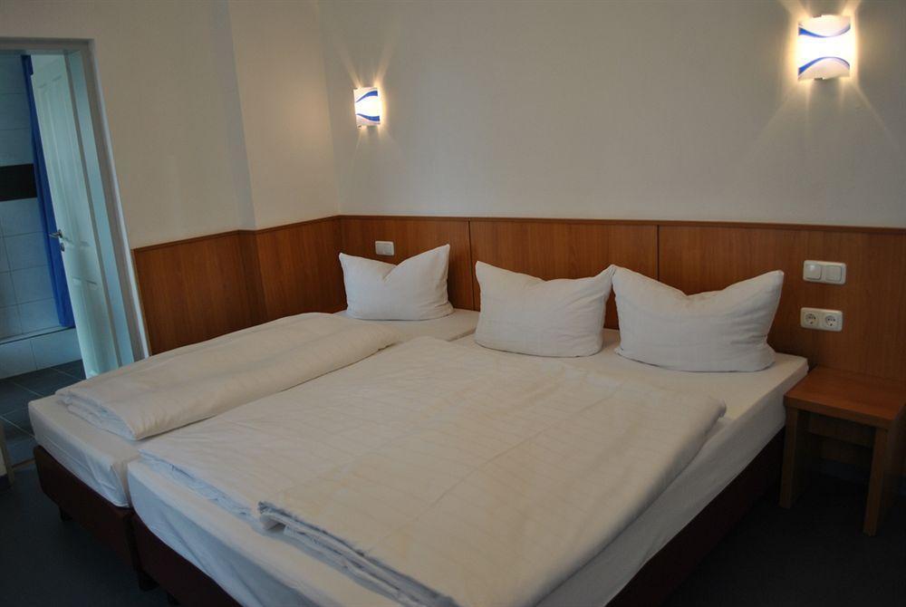 Altan Hotel Hamburg Exterior photo