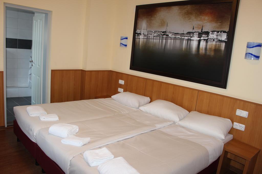Altan Hotel Hamburg Exterior photo